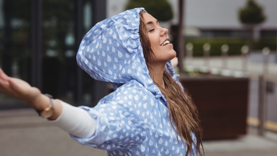 Moda pentru zilele ploioase: cum să fii stylish indiferent de vreme