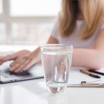 Ghid pentru alegerea apei potrivite pentru hidratare