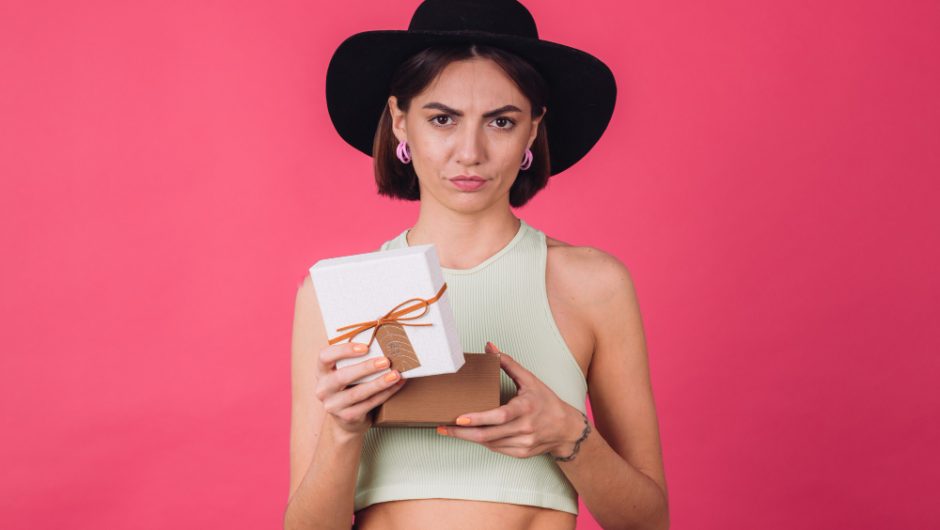 Cum recreezi look-ul lui Zendaya cu buget redus