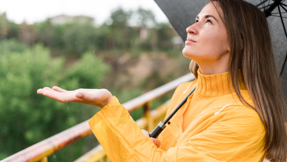 Bucuria simplă a unei dimineți ploioase