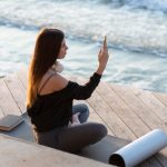 Baia cu atmosferă de dimineață calmă: ordine, lumină și detalii funcționale