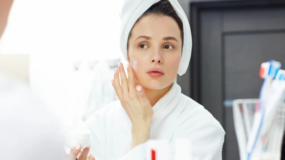 Ce este ectoin și de ce este folosit în formule pentru piele sensibilă